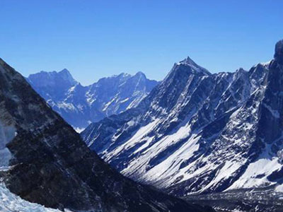 Rolwaling  Tashi Lapcha Pass Trek  » Click to zoom ->